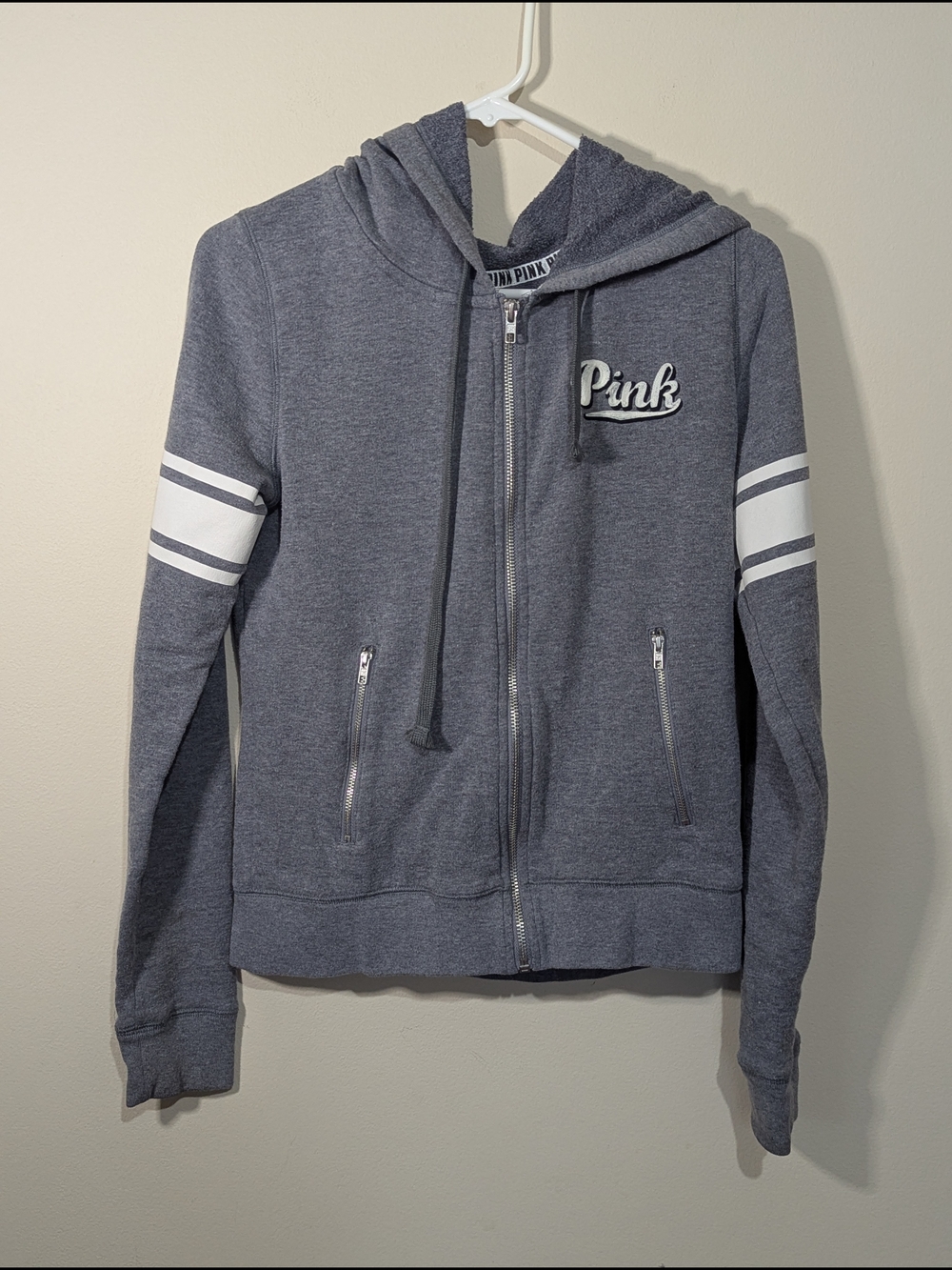 PINK Victoria’s Secret Gray Zip Hoodie Medium Embroidered Logo Striped Sleeve